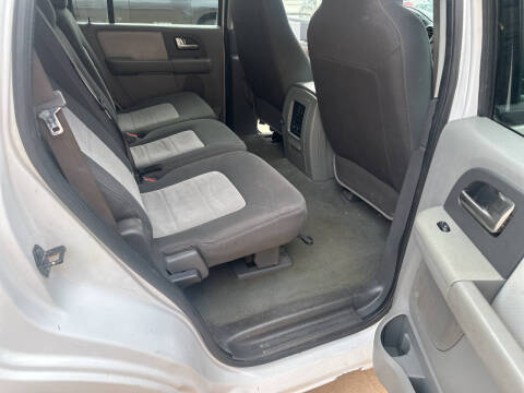 2004 Ford Expedition XLT