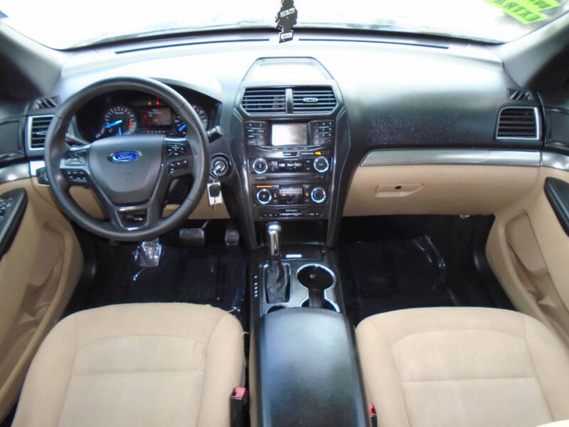 2016 Ford Explorer
