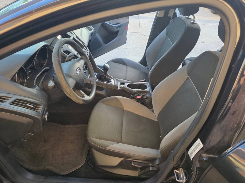2012 Ford Focus S