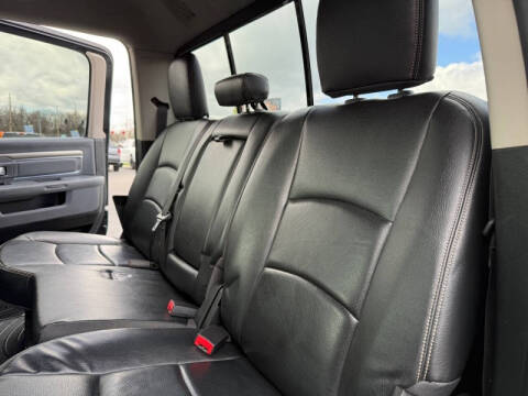 2018 RAM 1500 SLT