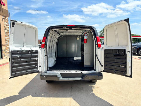 2020 Chevrolet Express 3500