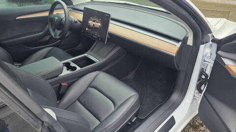 2023 Tesla Model 3 Performance