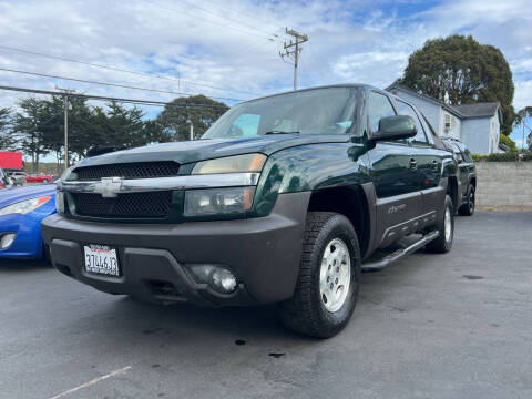 2004 Chevrolet Avalanche for sale at Cuquis Cars in Marina CA