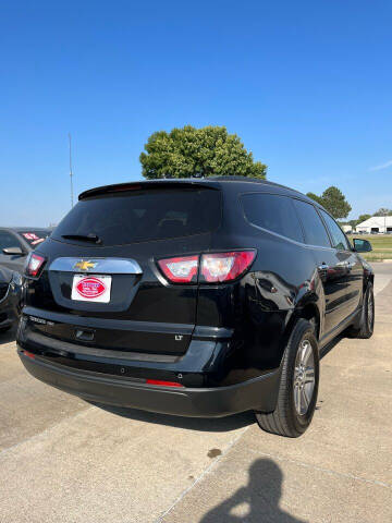 2017 Chevrolet Traverse LT