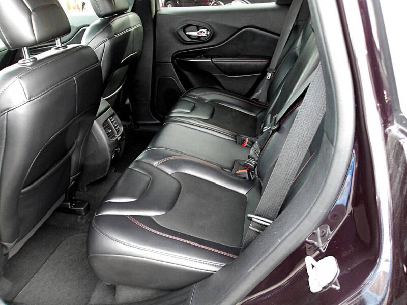 2021 Jeep Cherokee Trailhawk