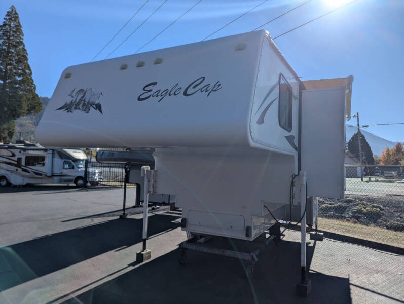 2012 Eagle Cap Adventurer 995 / 20ft
