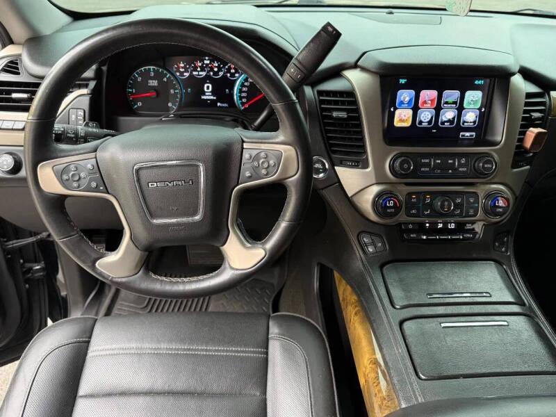 2017 GMC Yukon Denali