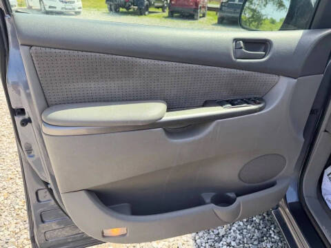 2006 Toyota Sienna LE 7 Passenger