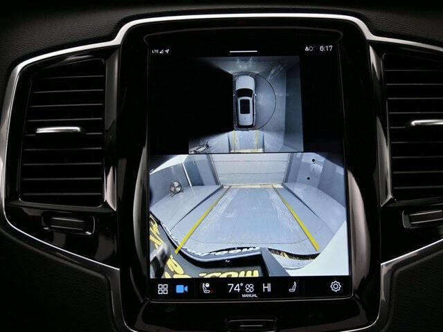 2024 Volvo XC90 B5 Plus Bright Theme