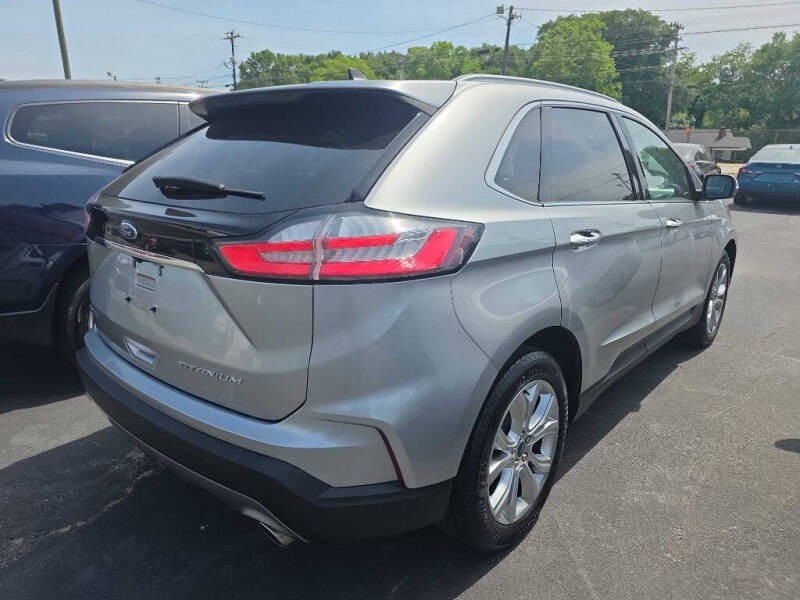2020 Ford Edge Titanium