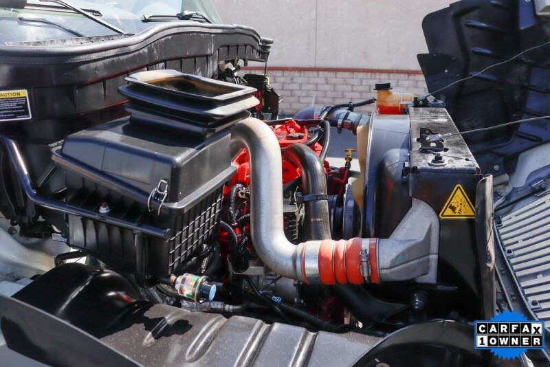 2019 International DuraStar 4300