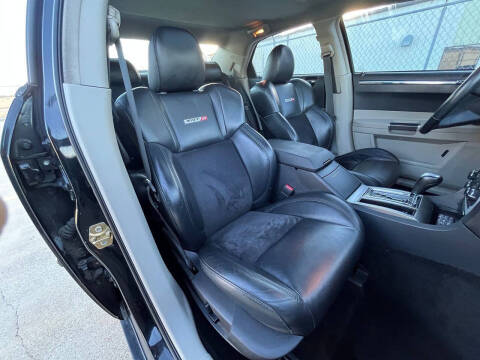 2006 Chrysler 300 SRT-8