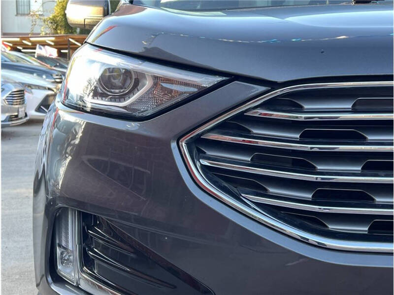2020 Ford Edge