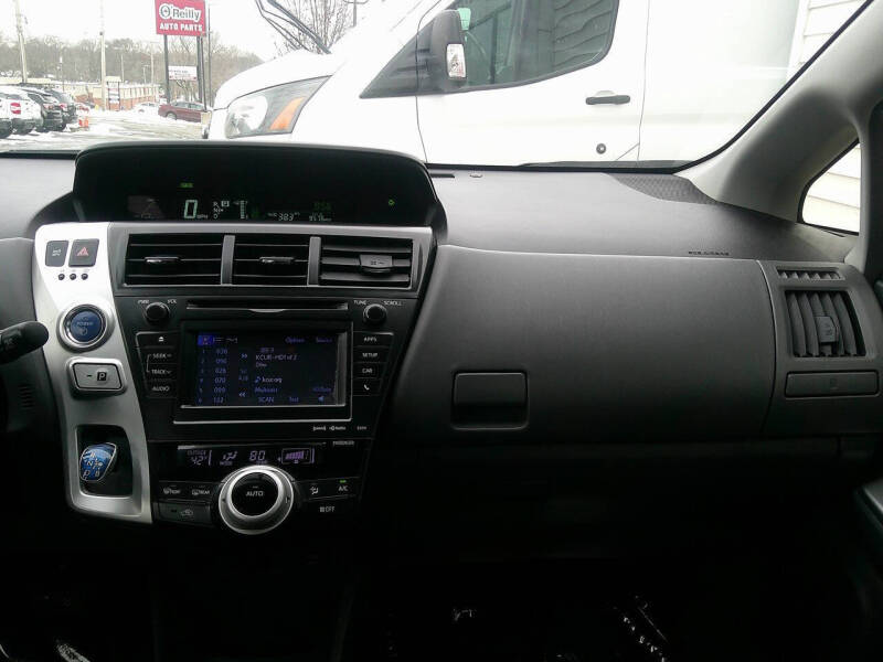 2012 Toyota Prius v Three