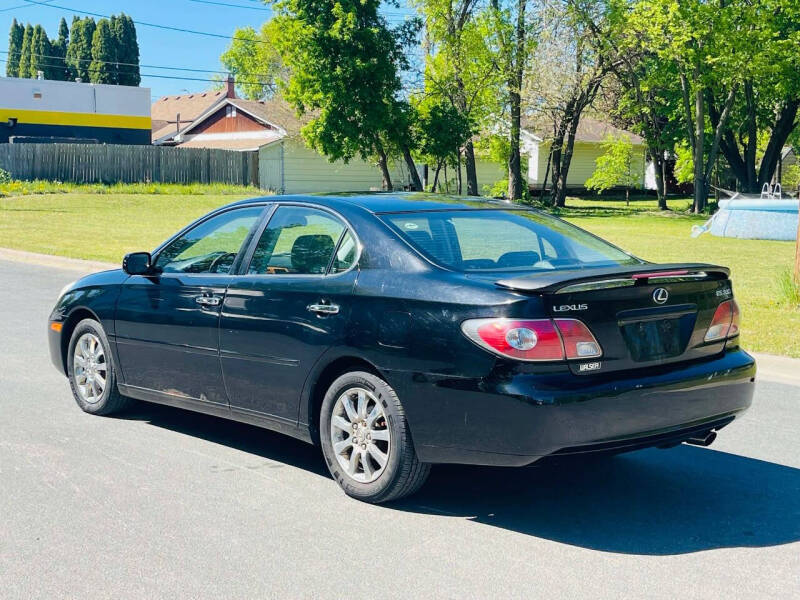2004 Lexus ES 330