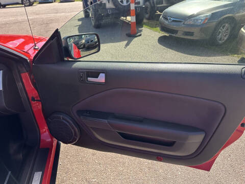 2008 Ford Mustang V6 Deluxe