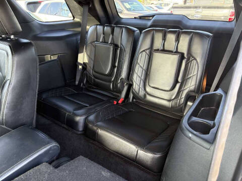 2017 Ford Explorer Platinum