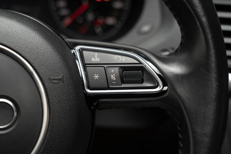2016 Audi Q3 2.0T Premium Plus