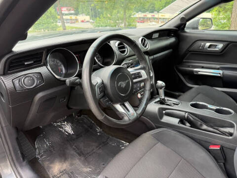 2016 Ford Mustang V6