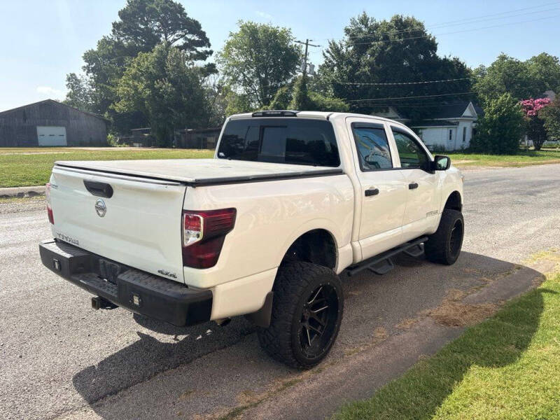 2017 Nissan Titan S