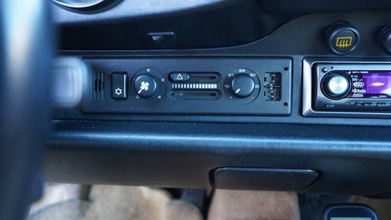 1991 Porsche 911 Carrera 2