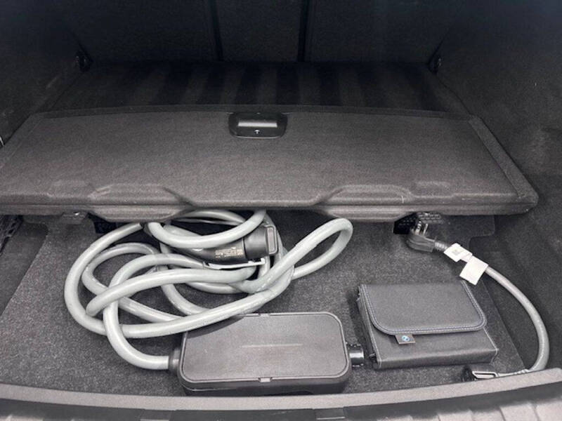 2024 BMW 3 Series 330e xDrive