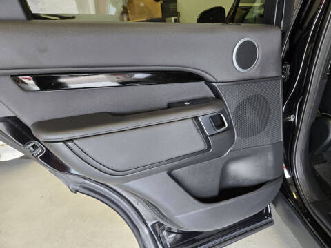 2020 Land Rover Discovery SE