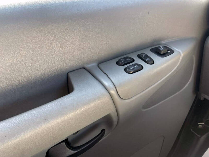 2008 Ford E-Series E-150