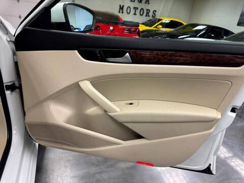 2013 Volkswagen Passat TDI SEL Premium