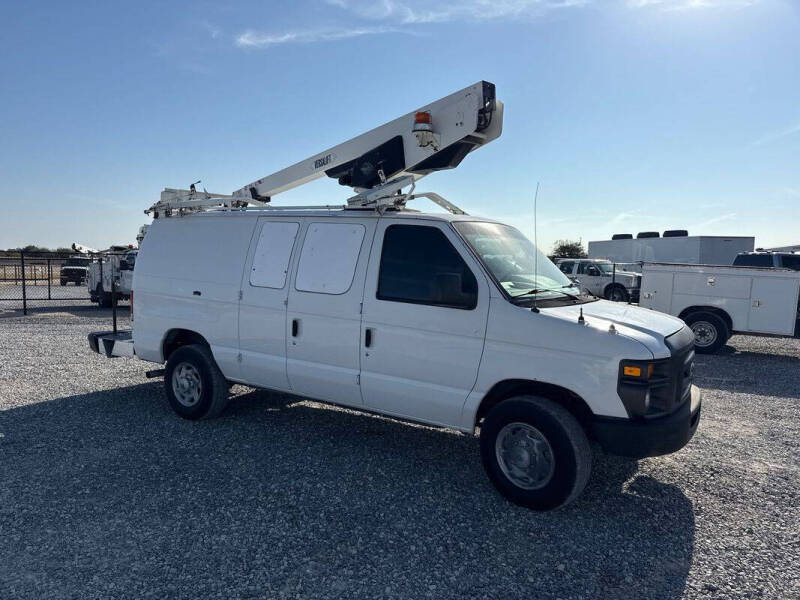 2010 Ford E-Series E-350 SD