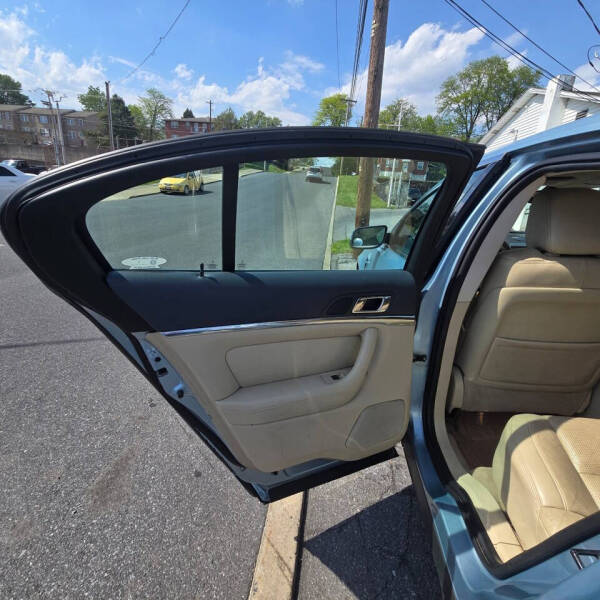 2009 Lincoln MKS