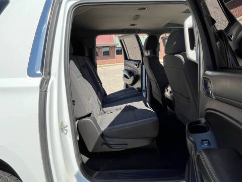 2017 Chevrolet Suburban LS