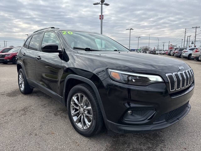 2020 Jeep Cherokee for sale at Tom Wood Honda in Anderson IN