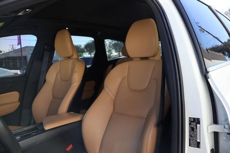 2020 Volvo XC60 T5 Momentum