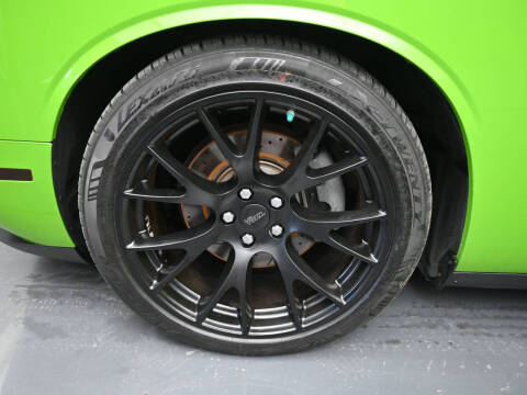 2017 Dodge Challenger R/T Plus