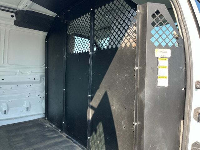 2011 Ford E-Series 24