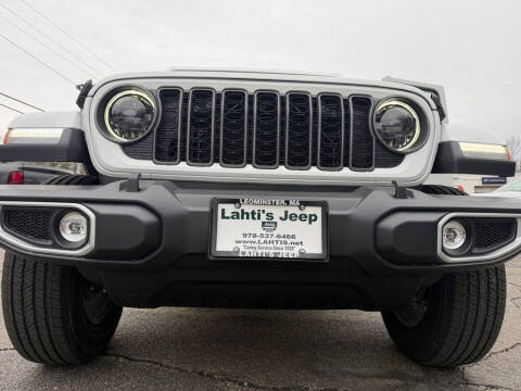 2026 Jeep Gladiator Sahara