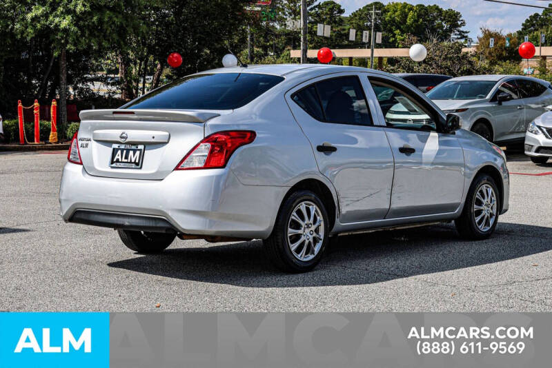 2017 Nissan Versa 1.6 S Plus
