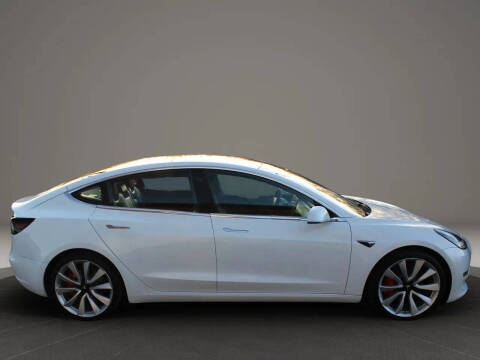 2018 Tesla Model 3 Long Range