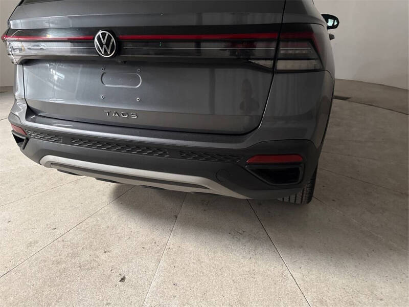 2025 Volkswagen Taos S