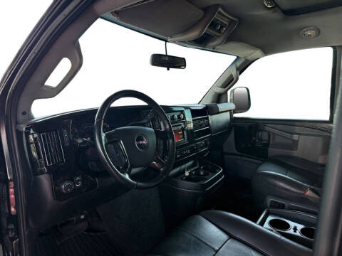 2019 GMC Savana 2500