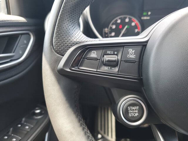 2022 Alfa Romeo Giulia Ti