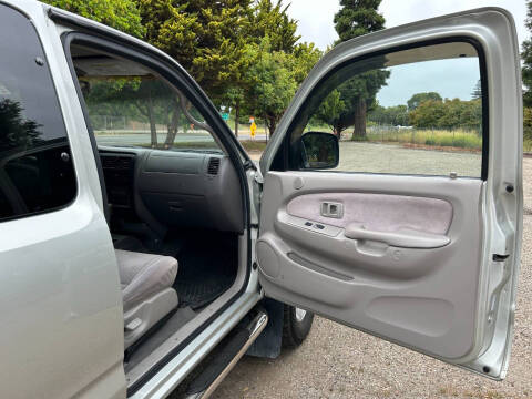 2003 Toyota Tacoma PreRunner V6