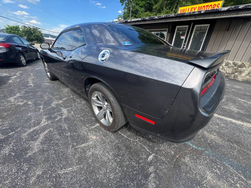 2019 Dodge Challenger SXT