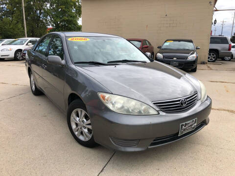 2006 Toyota Camry for sale at Zacatecas Motors Corp in Des Moines IA