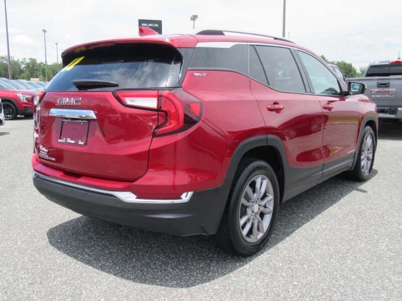 2022 GMC Terrain SLT