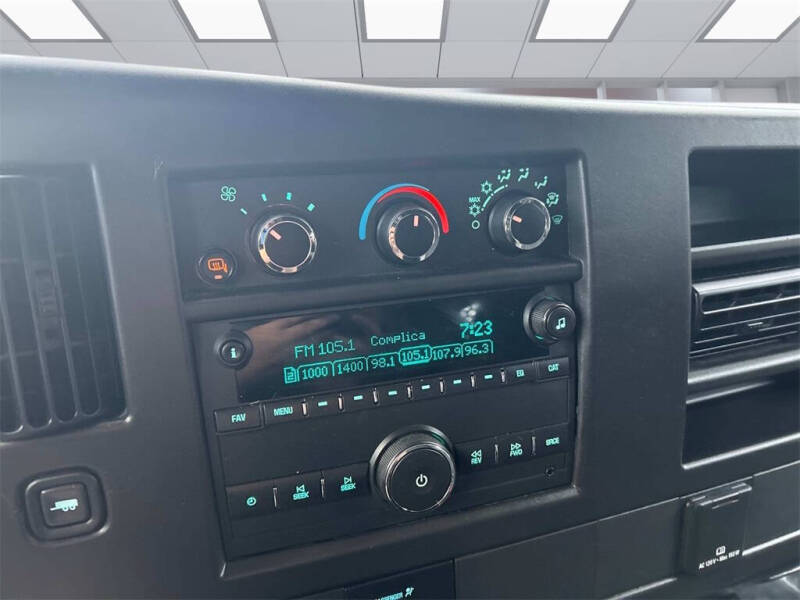 2023 GMC Savana 2500