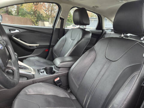 2012 Ford Focus SEL