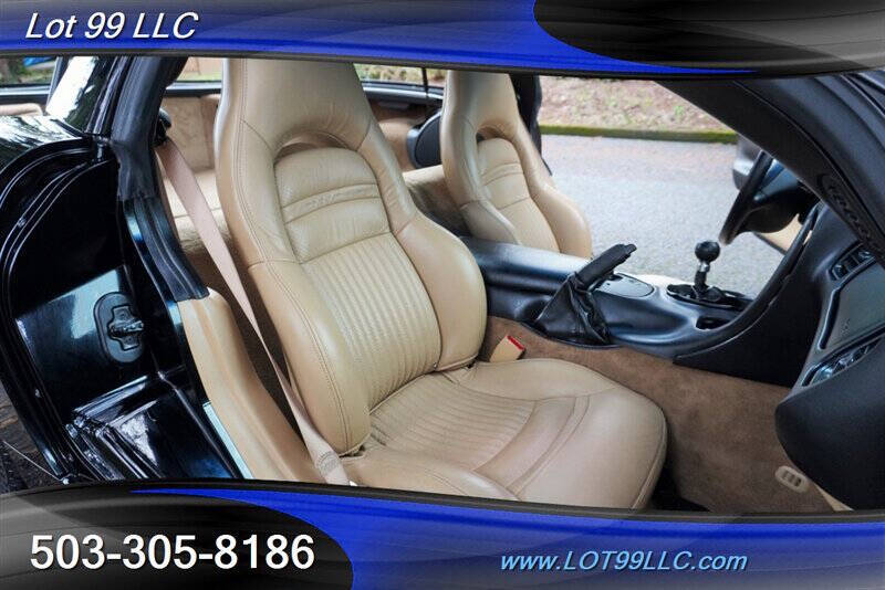 2004 Chevrolet Corvette