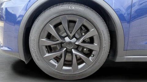 2023 Tesla Model X Standard Range
